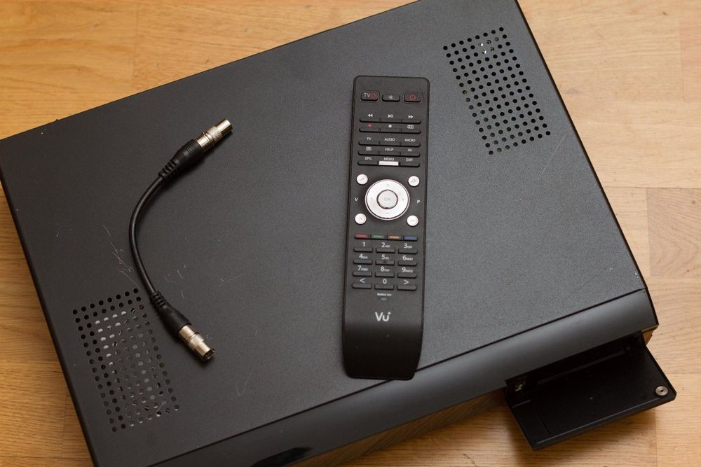 VU+ Duo2 Cable Receiver und Recorder Kaufen auf Ricardo