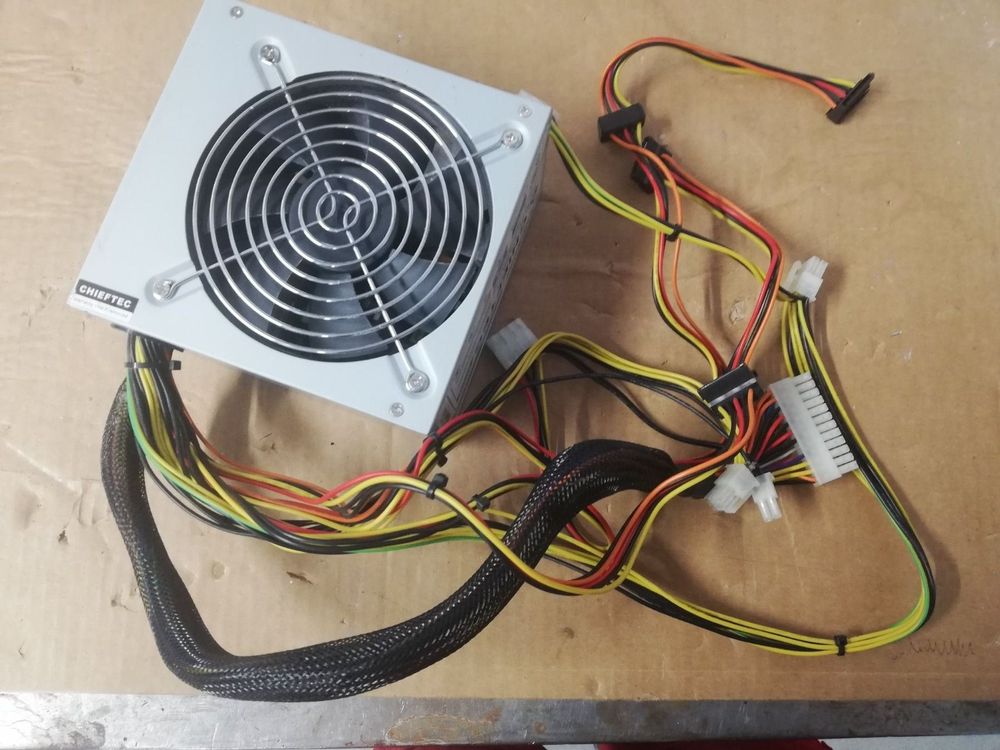 Chieftec 500 Watt Netzteil CTG-500-80p | Kaufen auf Ricardo