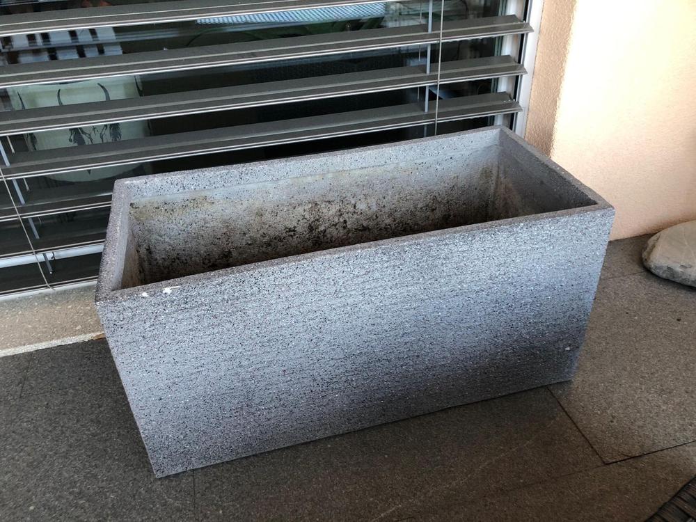 Blumentopf aus Stein Kaufen auf Ricardo