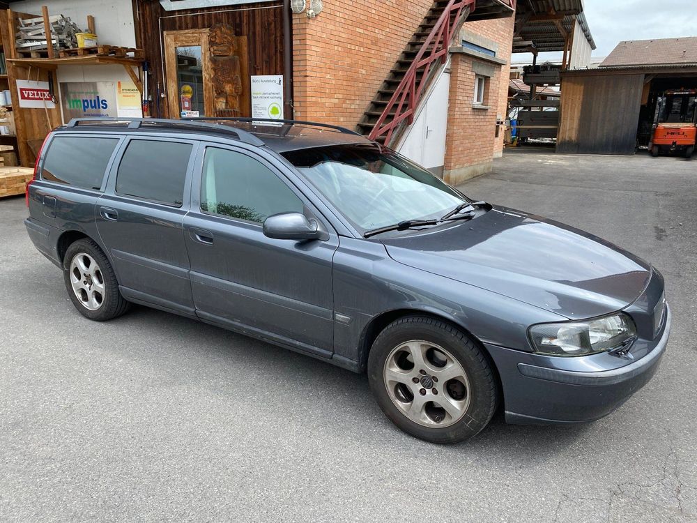 Volvo v70 awd