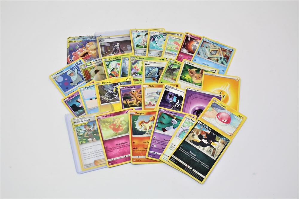 30 POKEMON Sammelkarten (21051748) | Kaufen auf Ricardo