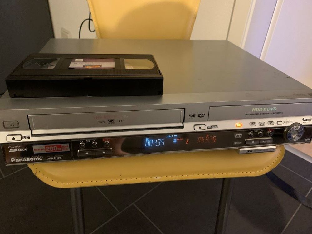 Panasonic VHS und DVD Recorder Combo Kaufen auf Ricardo