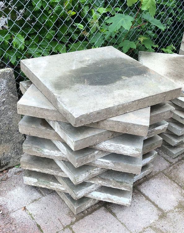 11 Stk. Gartenplatten Beton 50x50x5 | Kaufen auf Ricardo