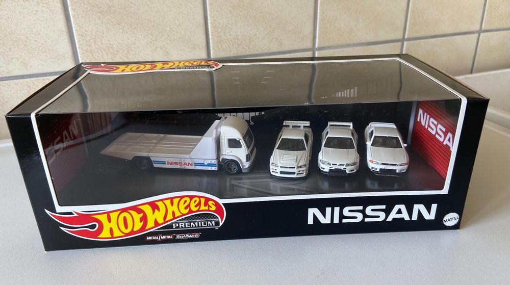 Hot Wheels Premium Set Nissan ! Acheter sur Ricardo