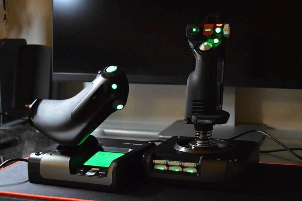 Joystick Logitech Saitek X52 Pro | Kaufen auf Ricardo