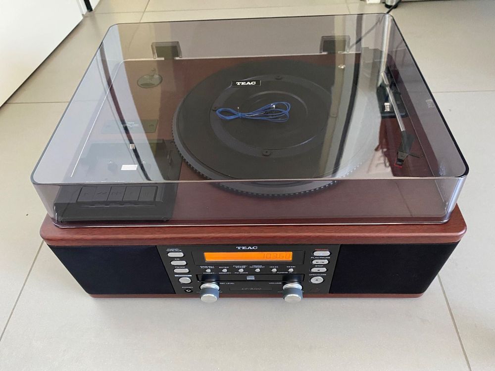 TEAC LP-R500 Plattenspieler/CD/Radio | Kaufen auf Ricardo