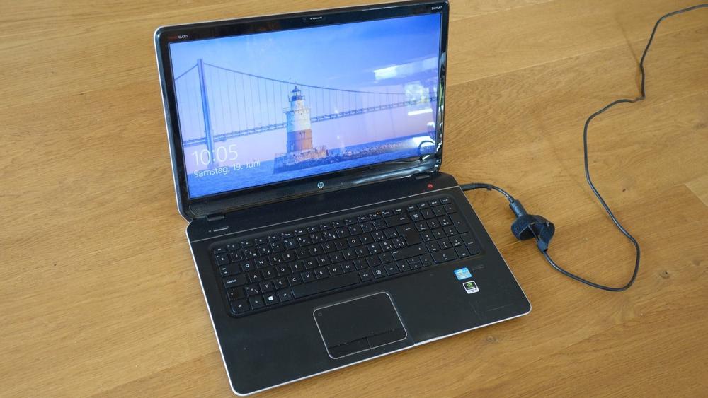 Hp envy dv7 нет изображения