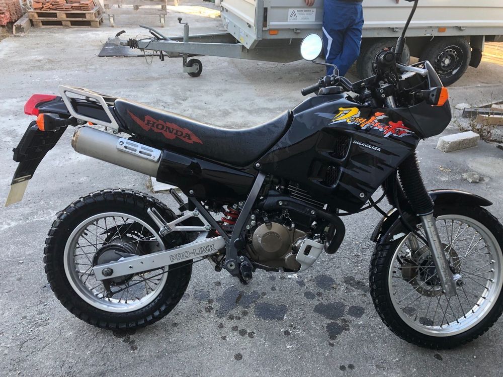 Honda nx 250