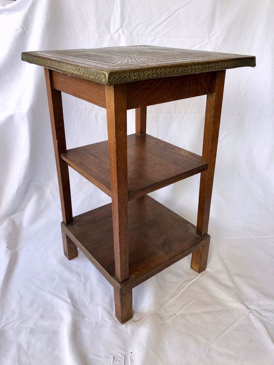 Schöner antiker Beistelltisch | Kaufen auf Ricardo