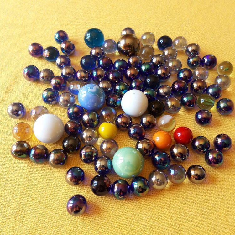 90 Glaskugeln & Murmeln für Kugelbahn | Kaufen auf Ricardo