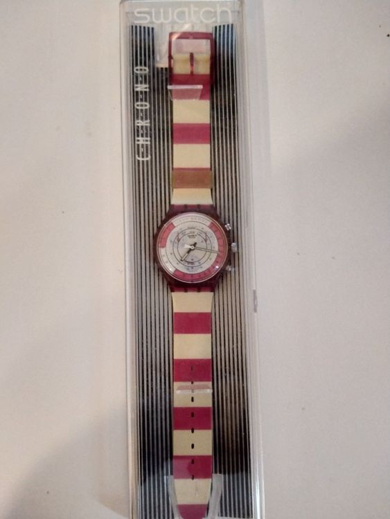 Swatch Nave Berry SCR100 1