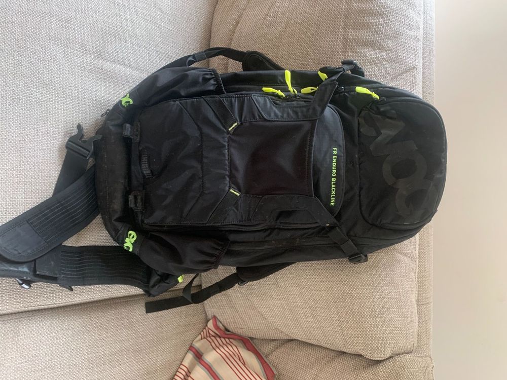 EVOC MTB backpack with back protector Kaufen auf Ricardo
