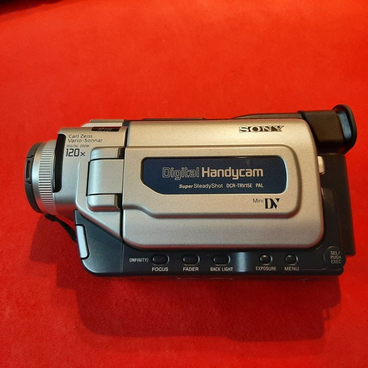 Sony Handycam DCRTRV 15 E Kaufen auf Ricardo