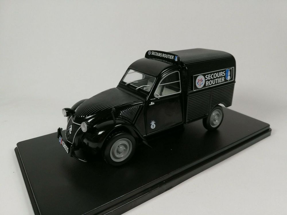 TES5 Voiture 1/24 Hachette Test GENDARMERIE : 2CV AU SR 1953 - Foto 9