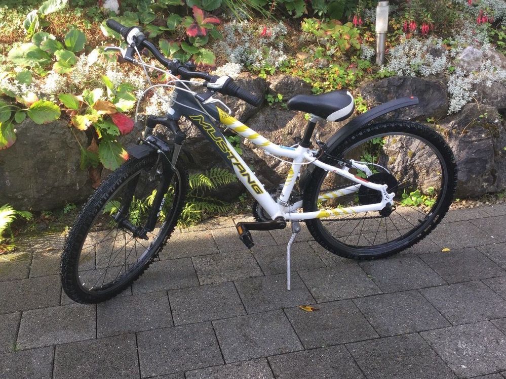 Keskin Kinder Mountainbike 24 Zoll - 21-Gang, Scheibenbremsen, Aluminiumrahmen Orange