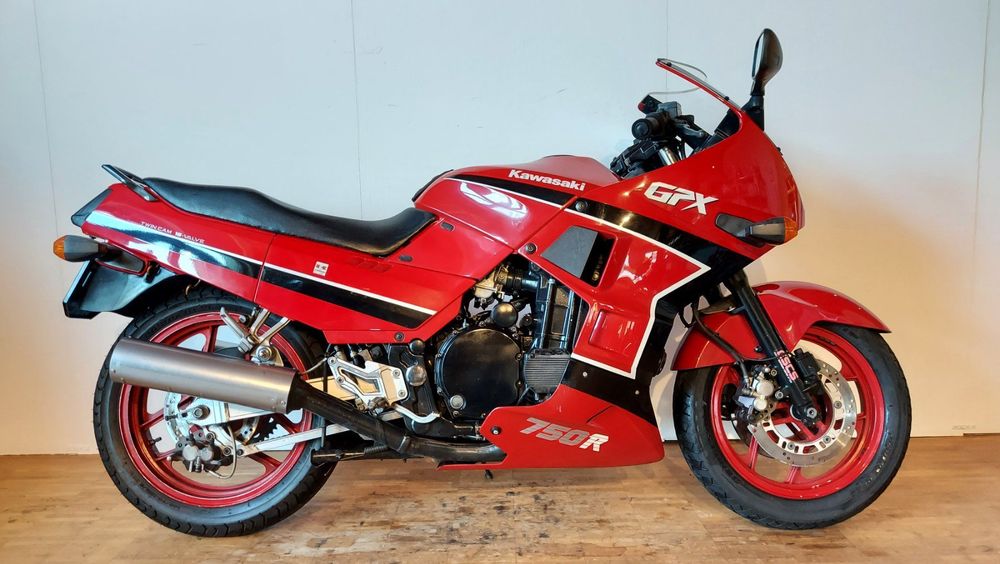 Kawasaki GPX 750 R Kaufen auf Ricardo