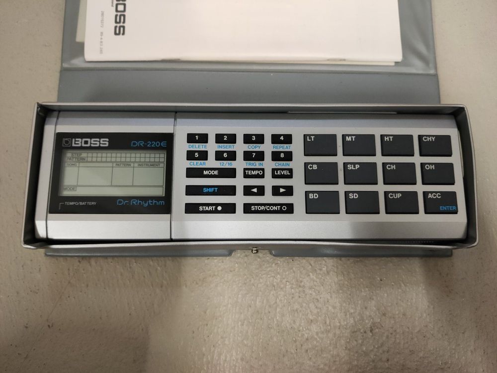 Boss, Drum machine, Dr. Rhythm, DR220A Kaufen auf Ricardo