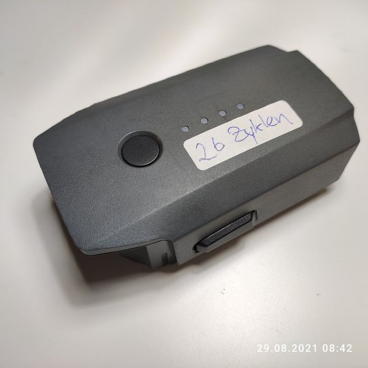 DJI MAVIC 1 PRO Akku (nur 26 Ladezyklen) | Kaufen auf Ricardo