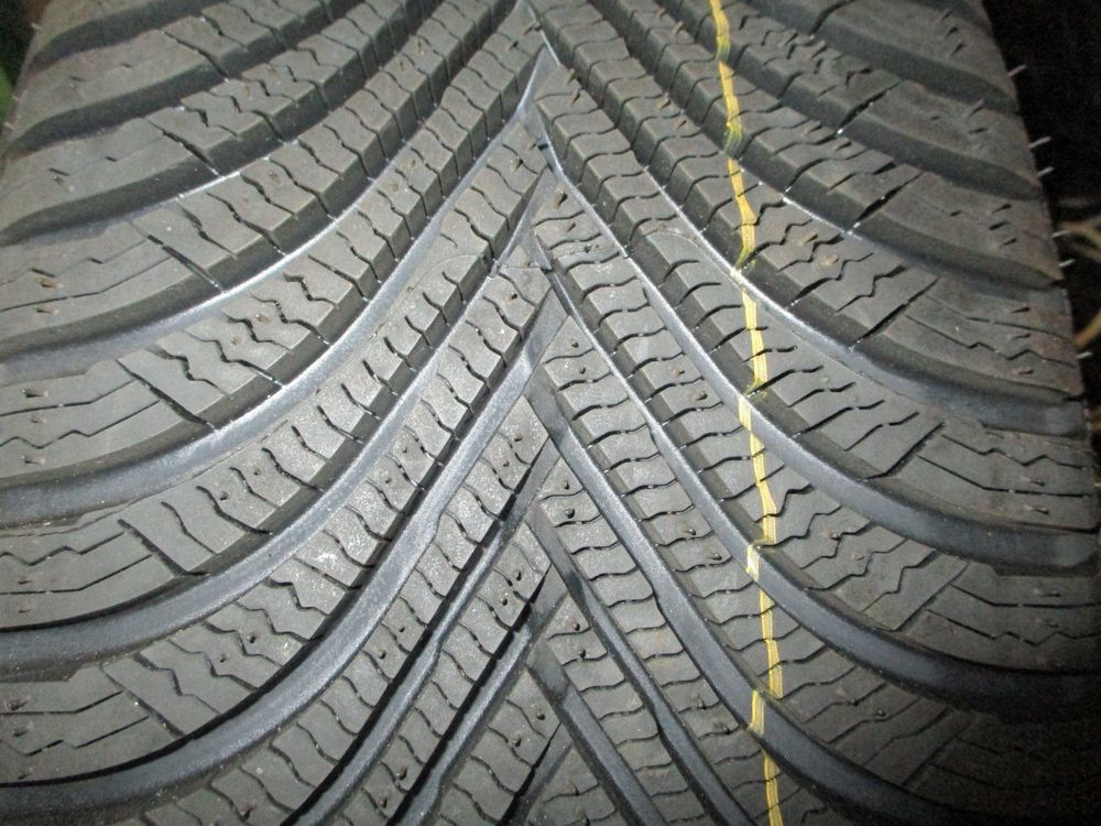 Michelin 215 55 R17 Selfseal | Kaufen auf Ricardo