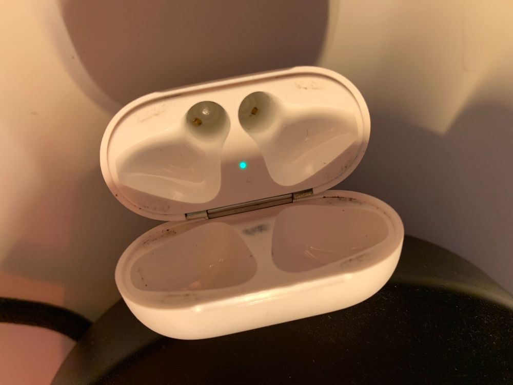 Airpods Case ohne Kopfhörer | Kaufen auf Ricardo