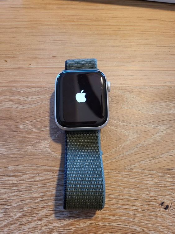 Apple Watch Series 6 silber LTE 44mm Alu | Comprare su Ricardo