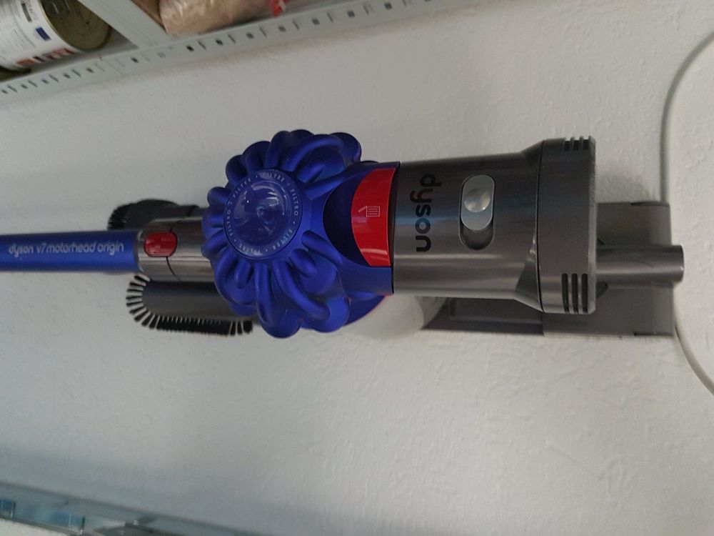 Dyson v7 motorhead origin Acheter sur Ricardo