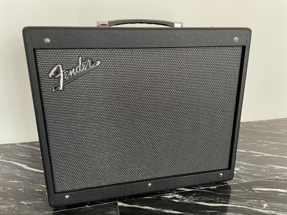 Fender Mustang GTX100 amp, comme neuf Kaufen auf Ricardo