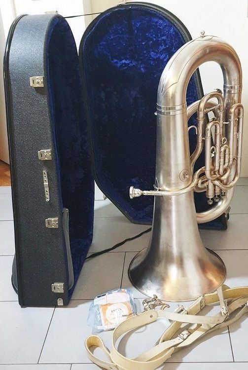 EEb Bass / Tuba Besson New Standard Acheter sur Ricardo