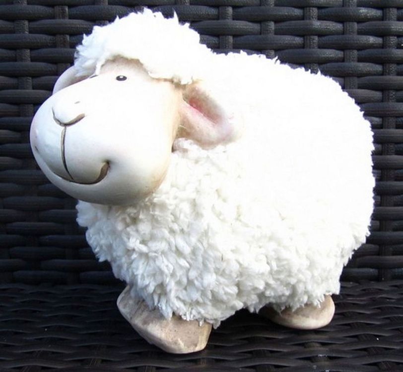 Deko Artikel Schaf mit Wolle, Keramik 1