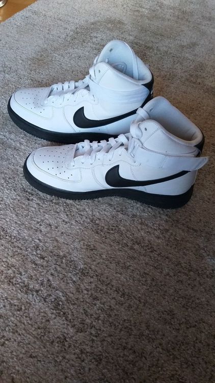 nike air jordan white and gold