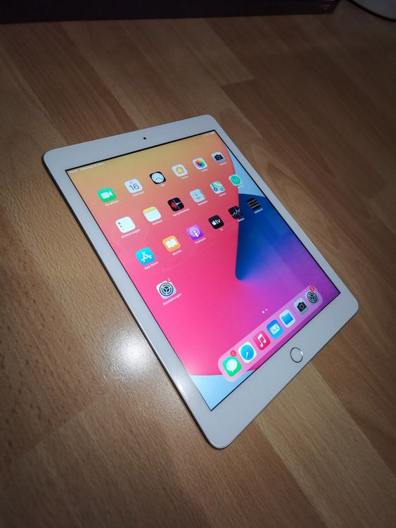Apple Ipad 6 Tablet 32GB neuwertig 1