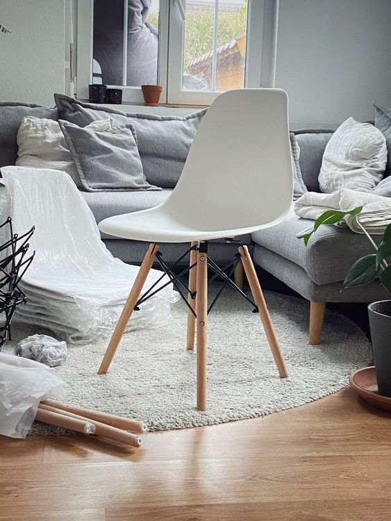 Eames Vitra Stühle Replica 6erSet (NEU) Acheter sur Ricardo