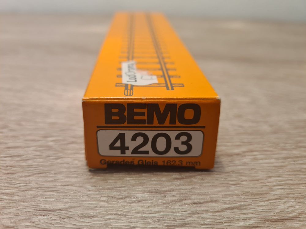 1 Packung 10 Stück Bemo 4203 gerades Gleis in H0m Spur