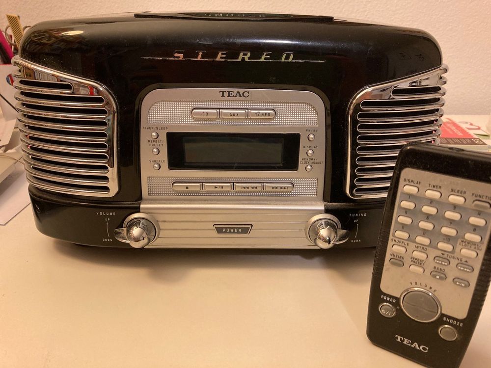 Radio & CDPlayer von TEAC, RetroStil Kaufen auf Ricardo