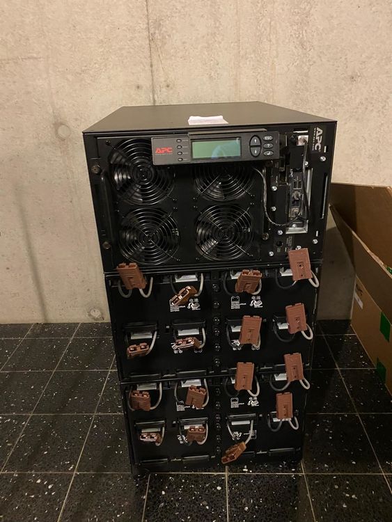 APC Smart UPS RT 15kVA RM 400 230V Acheter Sur Ricardo