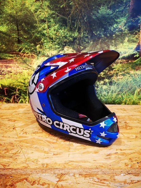 Casque BELL Nitro Circus taille M | Comprare su Ricardo