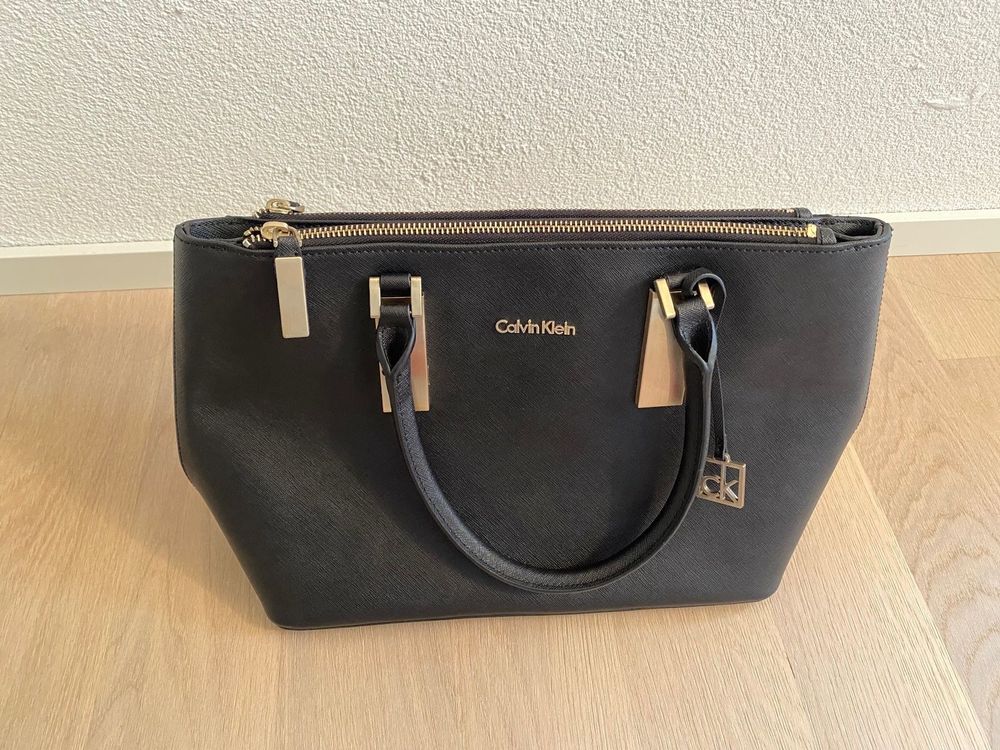 Calvin Klein Handtasche 1