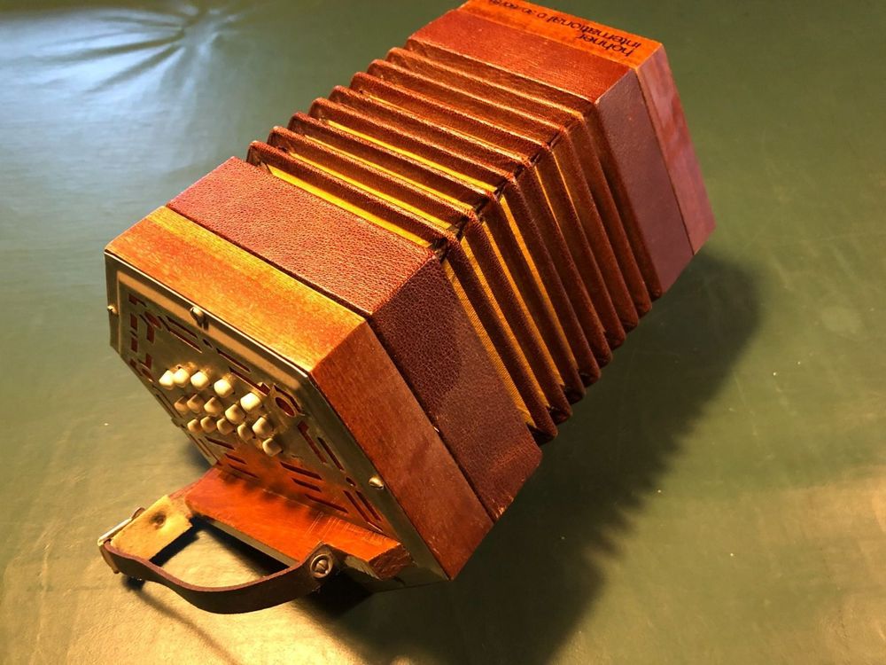 Hohner Concertina D30760/8L Acheter sur Ricardo