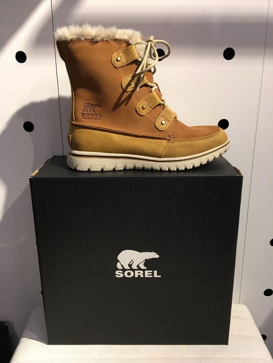sorel cozy joan 39