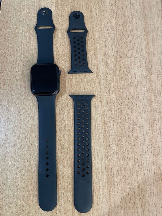 Apple Watch Serie 5 44mm Nike Edition | Comprare su Ricardo