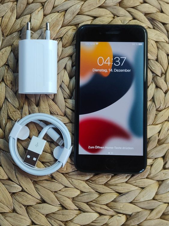 iphone se black 64gb 2020