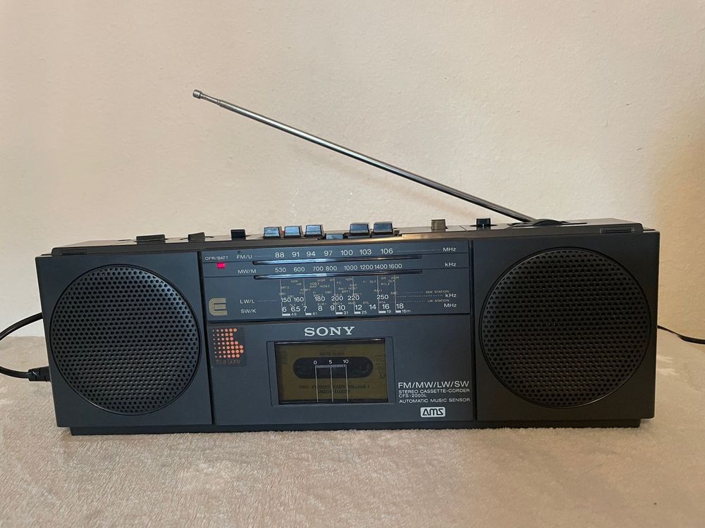 SONY VINTAGE GHETTOBLASTER Boombox Radiorecorder CFS-208L Tape Radio 90'er EUR 75,00 - PicClick DE