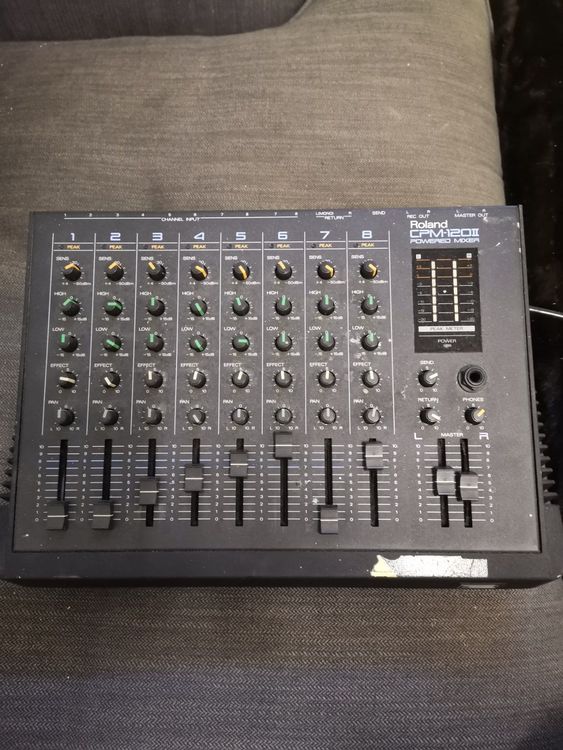 Roland CPM120 Compact Powered Mixer Acheter sur Ricardo