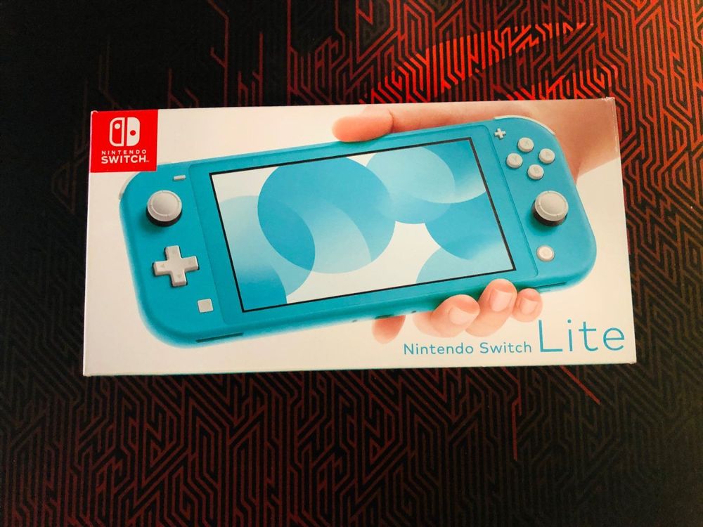 Nintendo Switch Lite 1