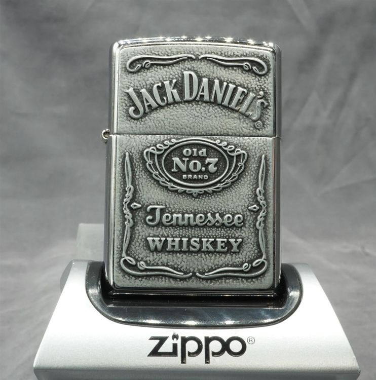 ZIPPO® Jack Daniels 3D 2013 GEZ Acheter sur Ricardo