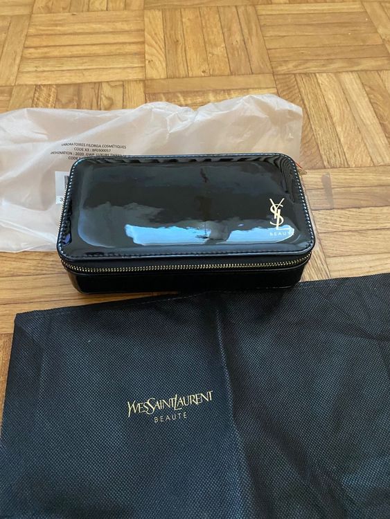Ysl makeup bag Kaufen auf Ricardo