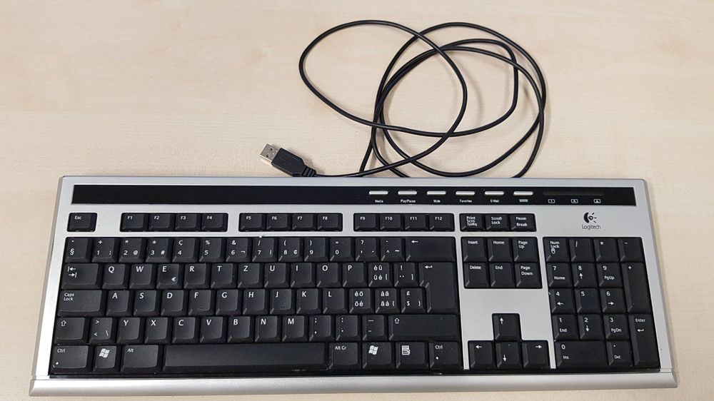 Logitech Tastatur UltraX Media Keyboard 1