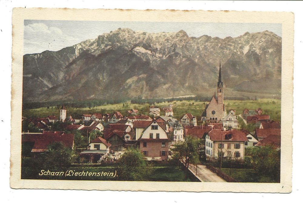 Schaan (Lichtenstein) Dorfpartie - Kirch 1