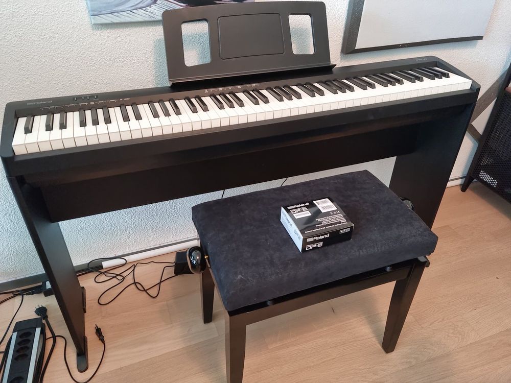 Roland FP10 Deluxe Bundle Digital Piano Kaufen auf Ricardo