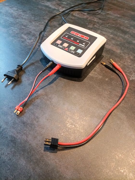 ladegerät modellbau